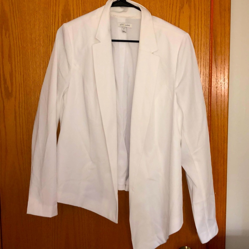 Plus size asymmetrical blazer
